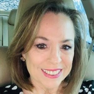 Meet your Posher, Debi